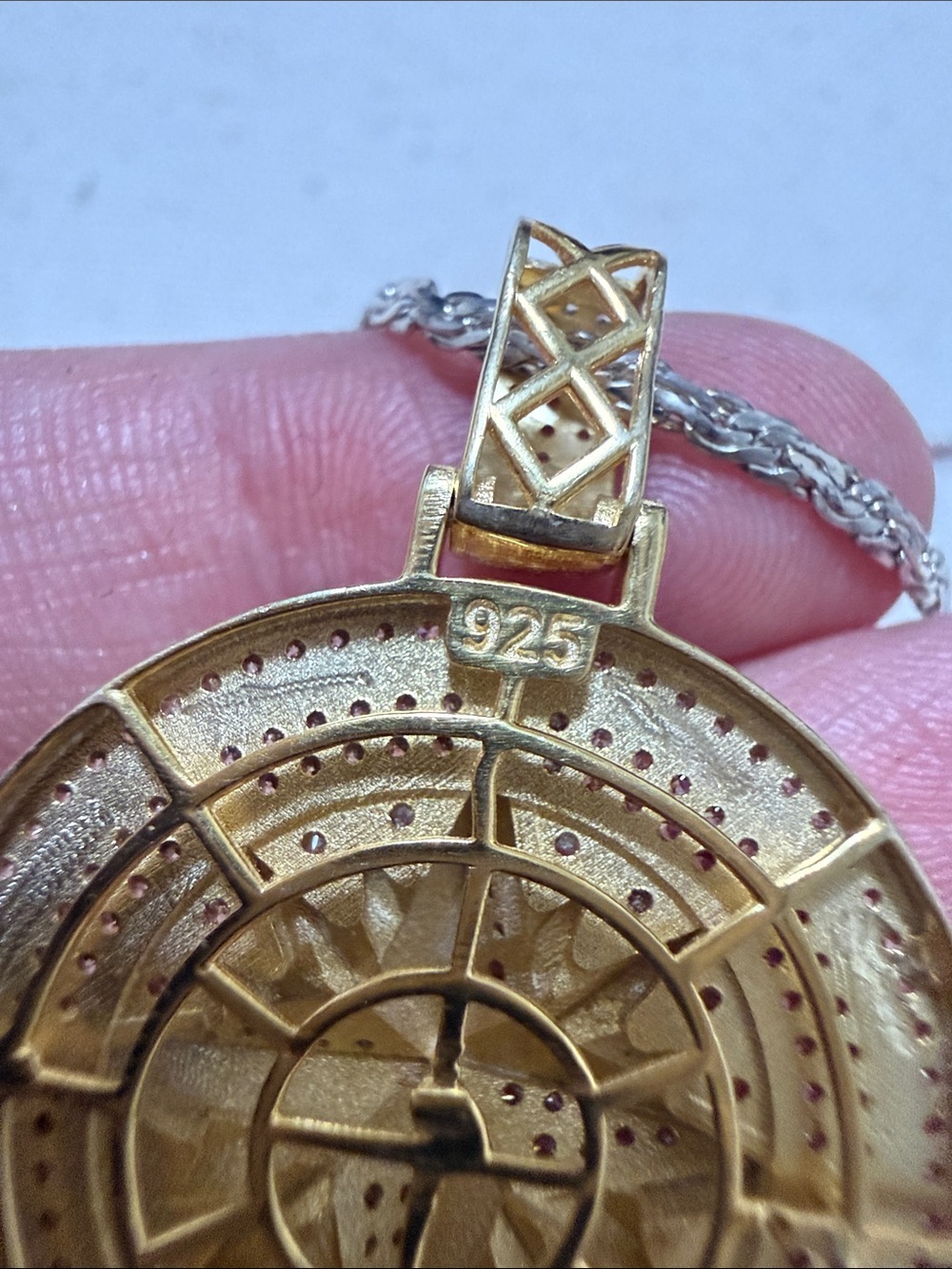 Sterling Silver 925 Gold Compass Pendant Necklace 17’ in - Picture 5 of 14